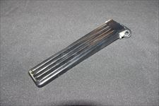 アクセルペダル