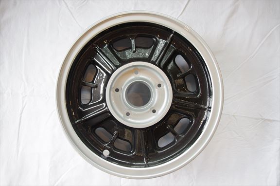 マグネシュウムホイール