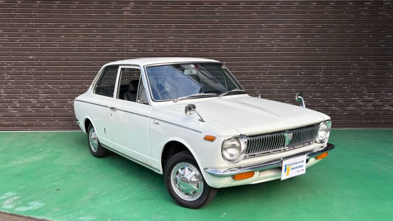 トヨタ　カローラ　KE10　２ドア